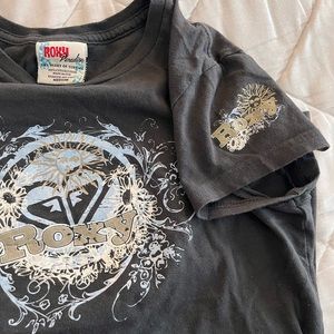 Roxy vintage baby tee!